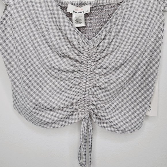 Urban Romantics Juniors Plaid Crop Tops Gray/White Size L NWT - Picture 11 of 12